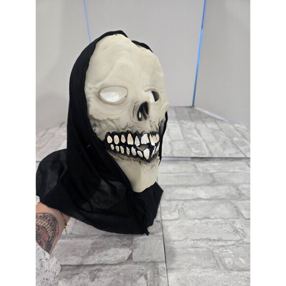 Halloween Skeleton Glow In The Dark Mask Zombie Dead Goon Rotting Flesh Adult OS - Picture 1 of 5